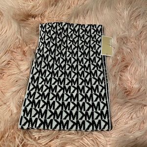 New Micheal Kors Infinity Scarf